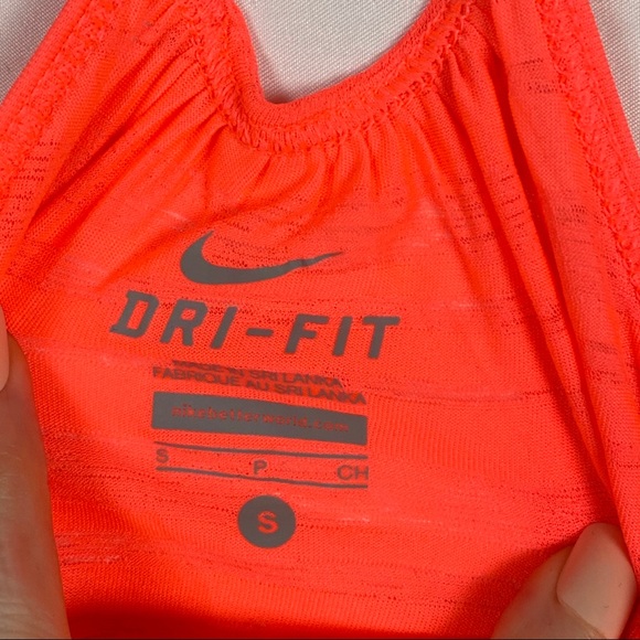 Nike Dri-Fit Neon Pink Sport Fitness Tank Top Sz S - Picture 2 of 4